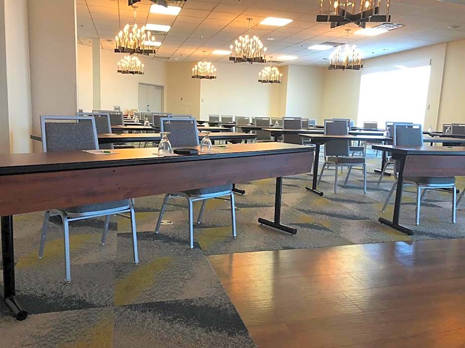 Holiday Inn Montreal Longueuil By IHG