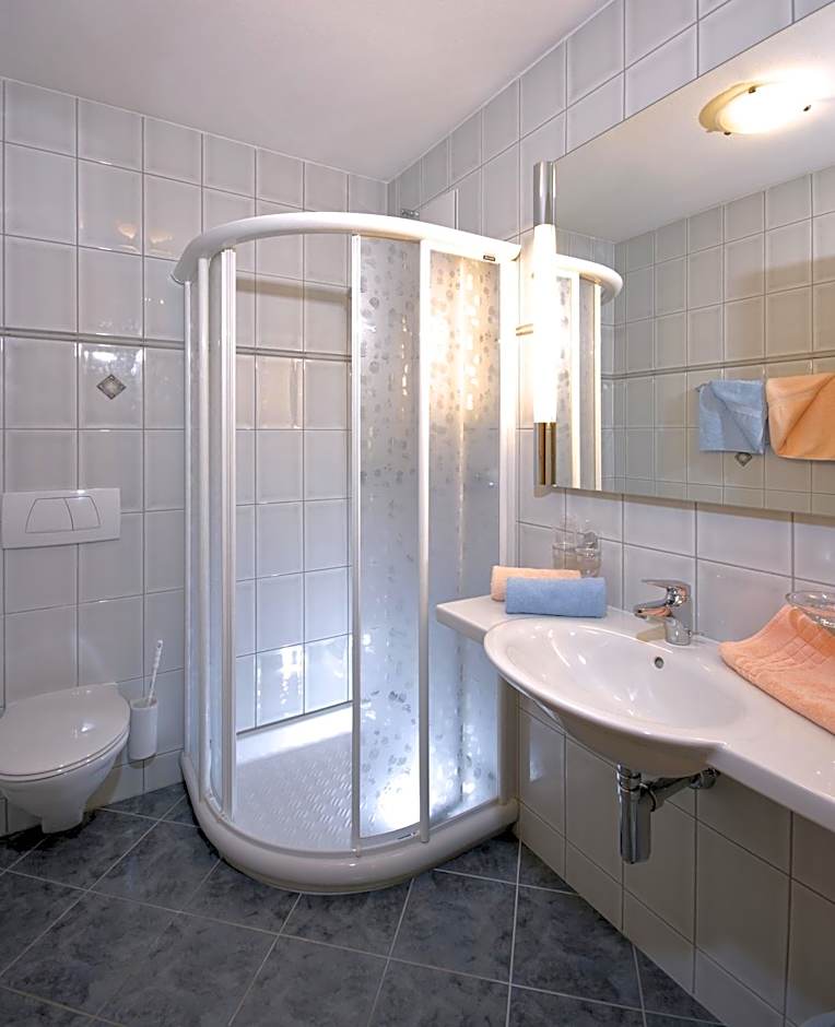 Apart-Garni Motnaida