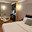 AlphaStay by Rhouses