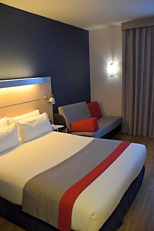 Standard Room with Free Breakfast