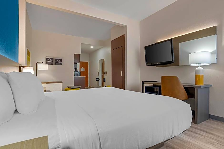 Comfort Suites Hattiesburg near University