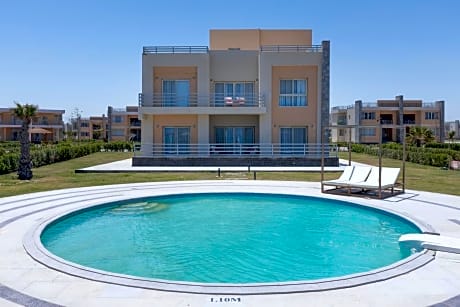 Villa With Private pool For Egyptians And Foreign Residents