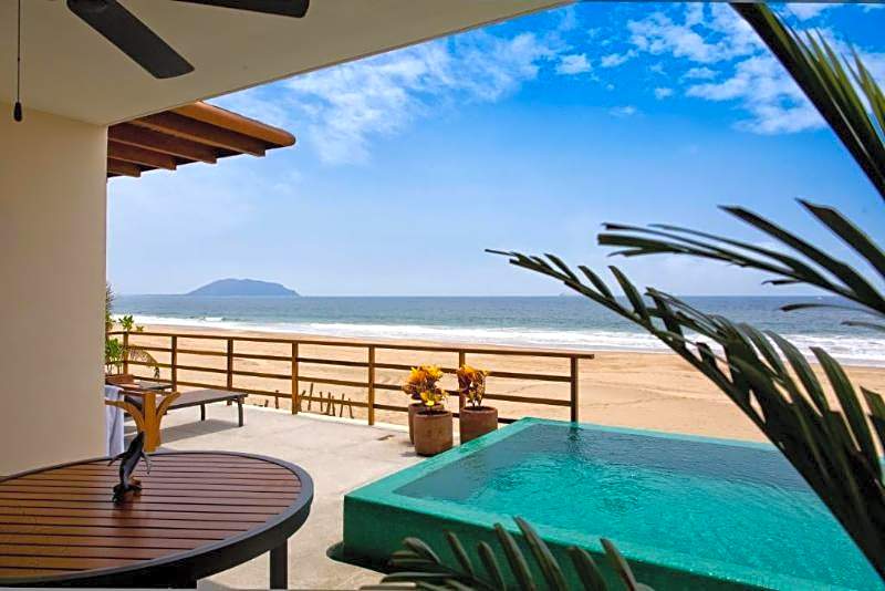 Marea Beachfront Villas