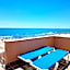 Lloyds Beach Club