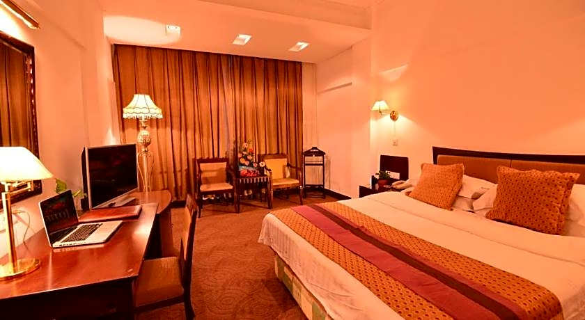 Baodao Exhibition Center Hotel