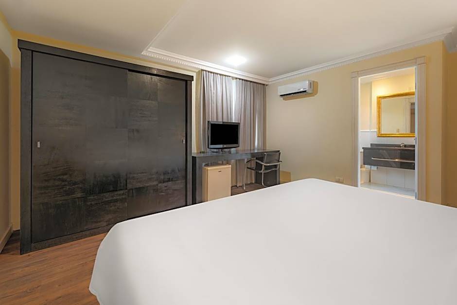 ROCKEFELLER by Slaviero Hotéis