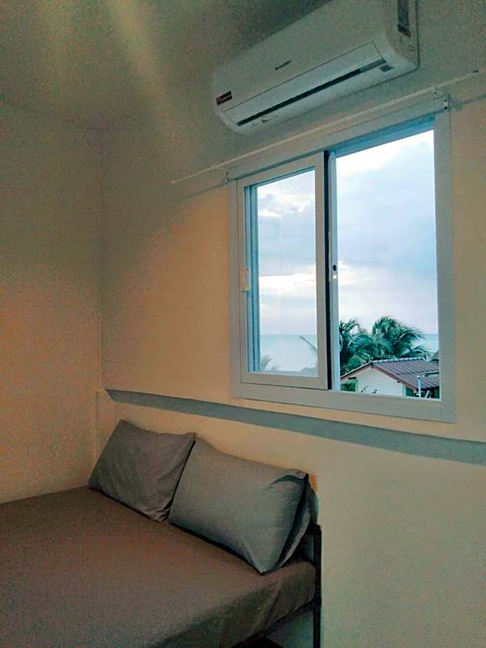 The Dreamcatcher Hostel Nathon SamuiSunset