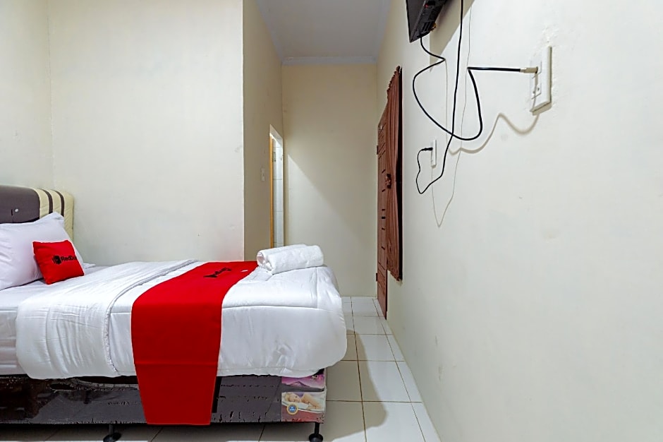 RedDoorz @ Simpang Pemda Medan