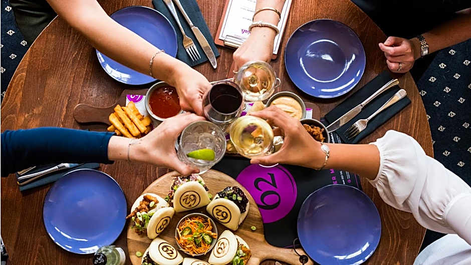 The Royal & Fortescue Hotel