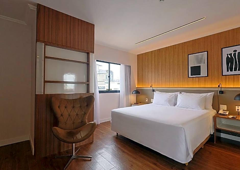 Clarion Faria Lima