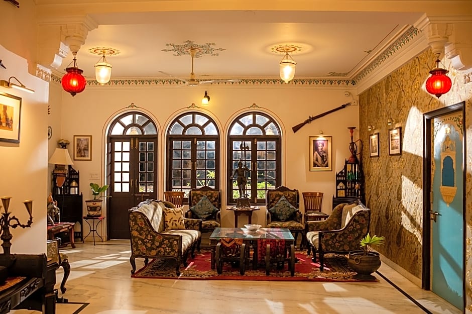 Panna Vilas - A Lake Facing Boutique Hotel