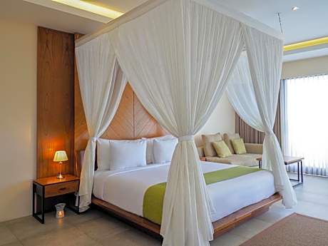 Suite with Sea View