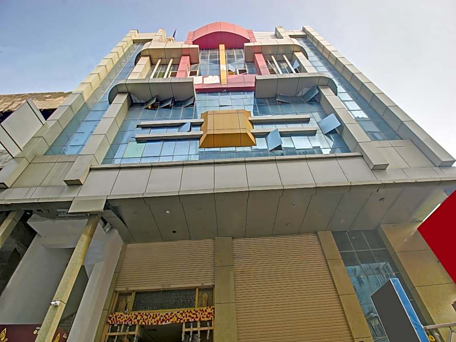 Collection O Hotel Regal Near ISKON TEMPLE , ABIDS – Hyderabad, 