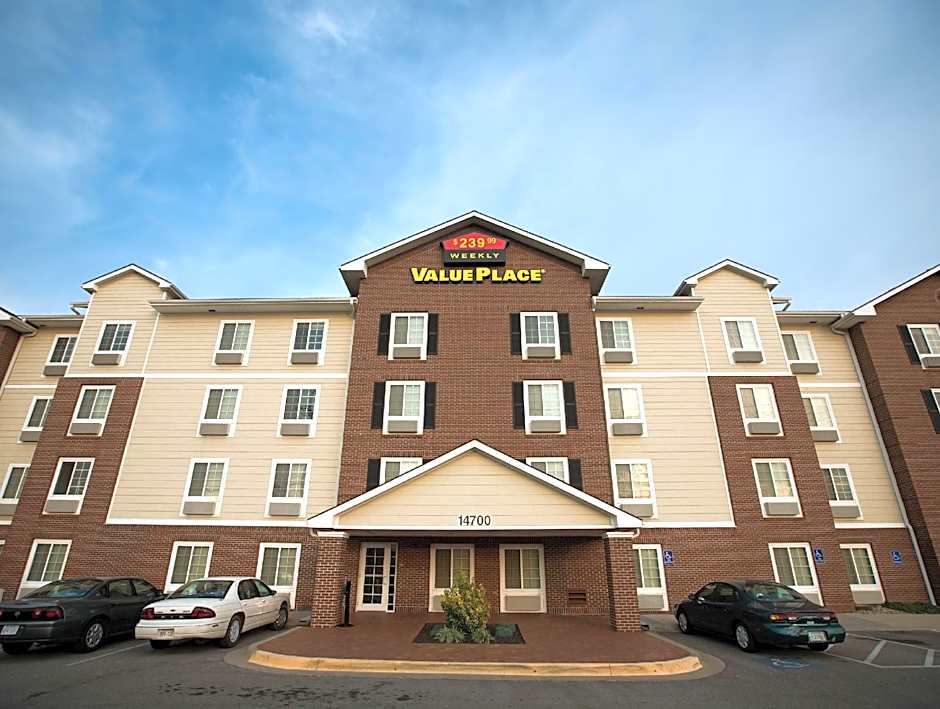 WoodSpring Suites Kansas City Lenexa