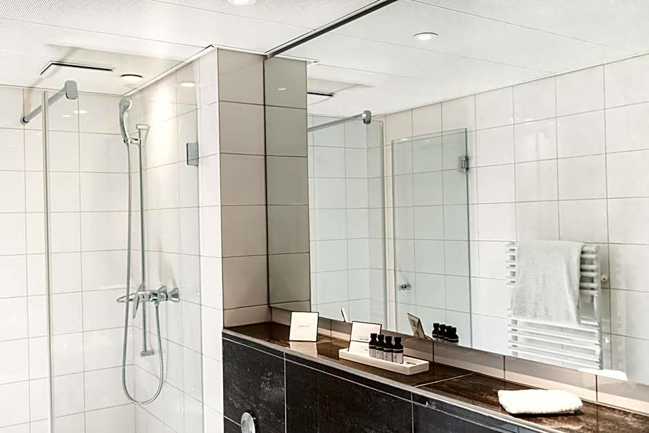 Royal Hotel - Urban Living