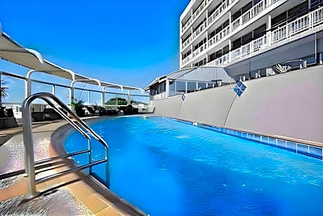 Harbour View Queen Room