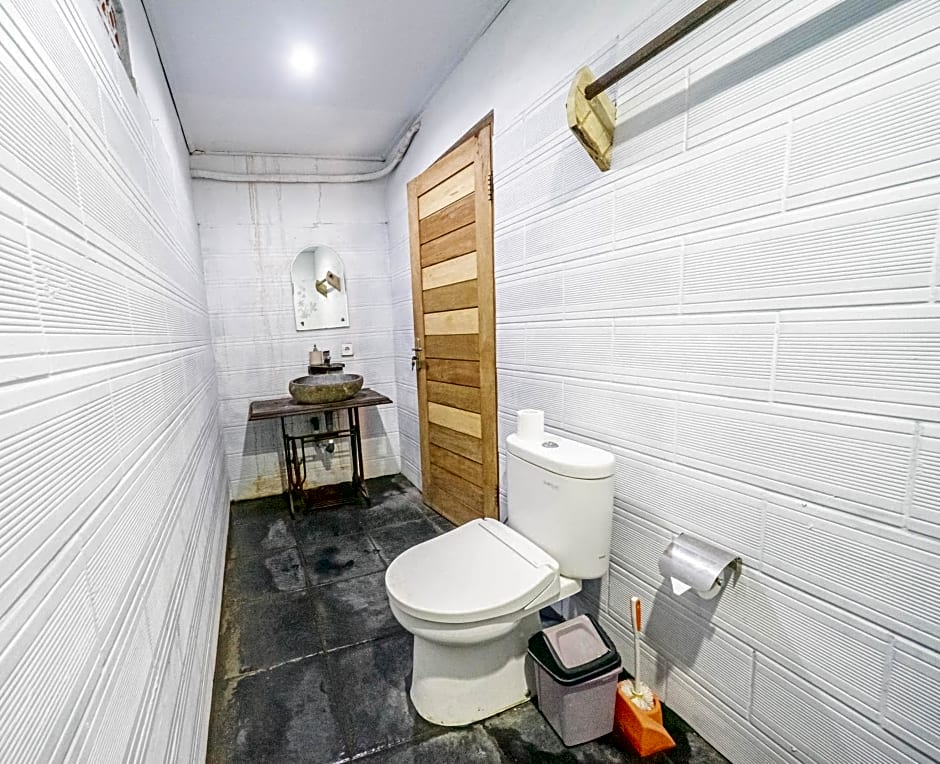 Tropical Canggu Hostel