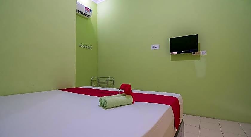 RedDoorz near Kampus UMP Purwokerto