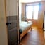 File dans ta chambre !