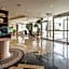 Monte Carlo Inns Airport Suites