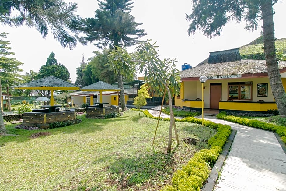 OYO 1996 Koneng Hotel