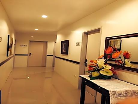 Urban Manor Hotel Annex