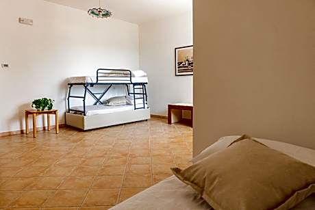 Quadruple Room - Annex