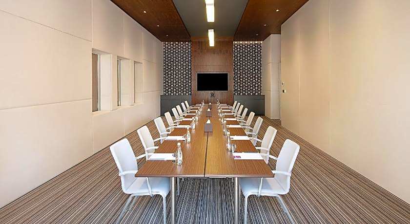 Hyatt Place Dubai Wasl District