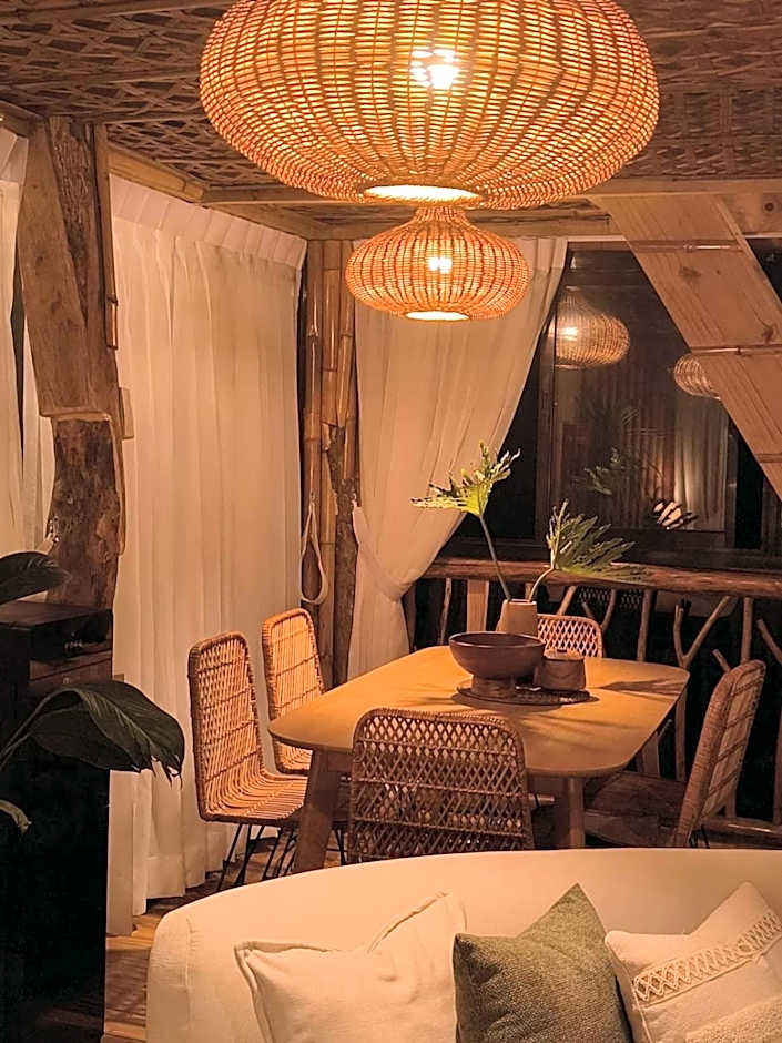 Treehouse de Valentine