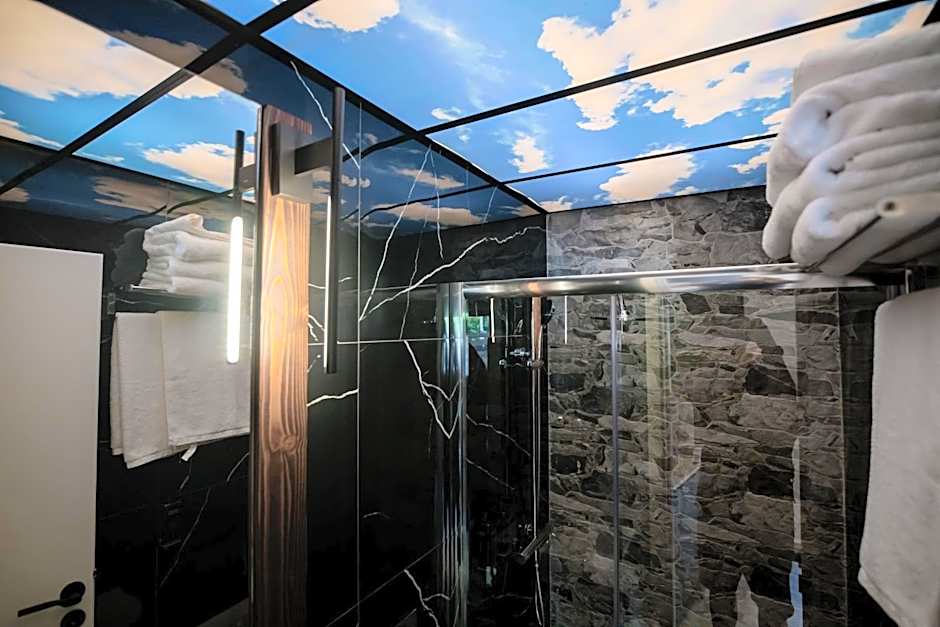 Sylvia Camping & Luxury Suites, Panel Hospitality Homes & Villas