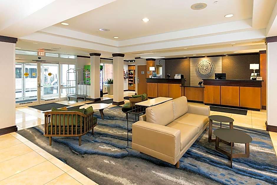 Fairfield Inn & Suites by Marriott Milwaukee Airport