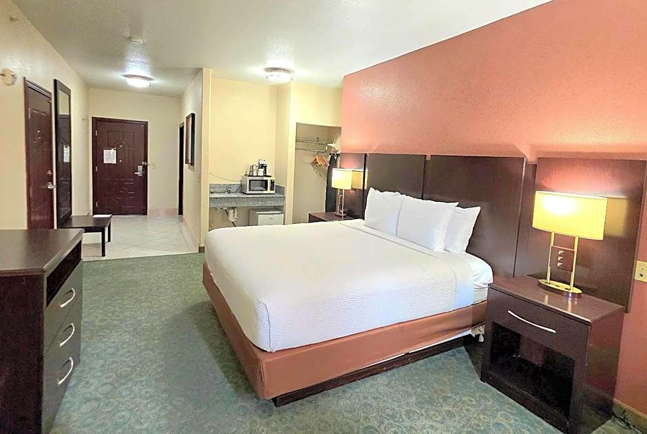 Ramada by Wyndham South Waco