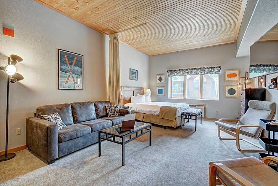 Gateway Mountain Lodge by Keystone Resort