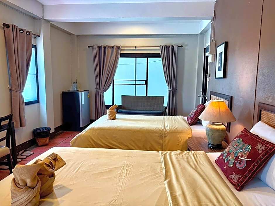 Baan Warabordee Hotel