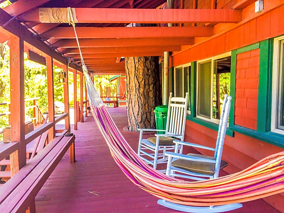 ITH Big Bear Lake Hostel & Retreat Center