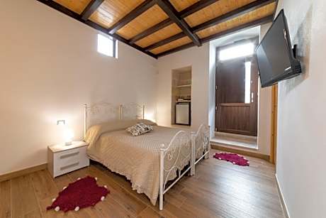 Double or Twin Room with Garden View