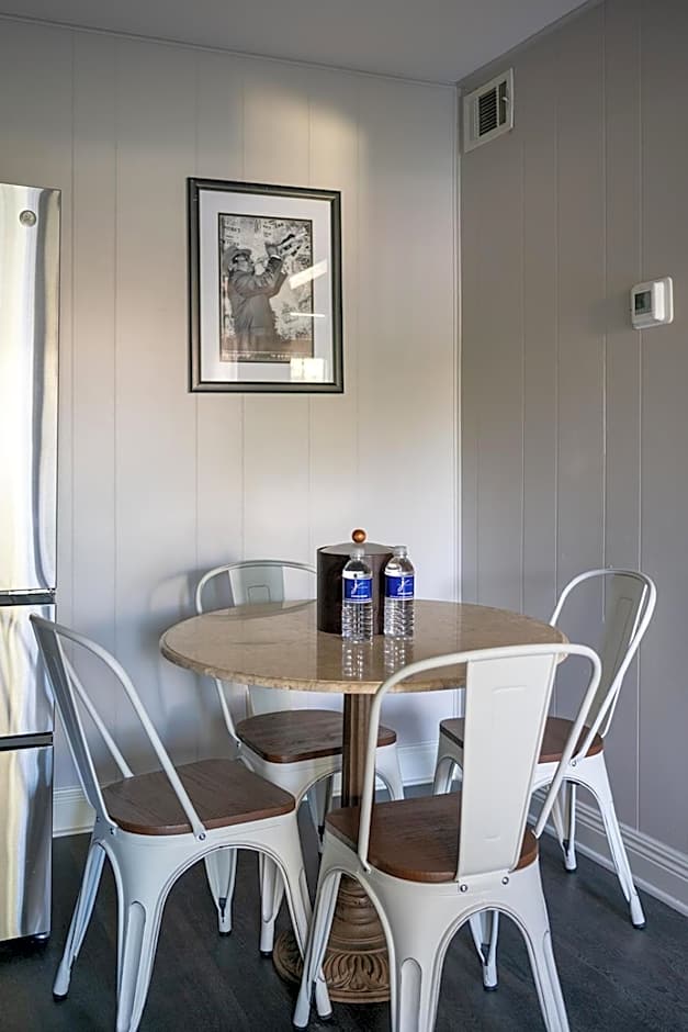 French Quarter Suites Hotel