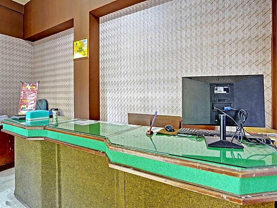 OYO 2708 Hotel Kemuning Syariah