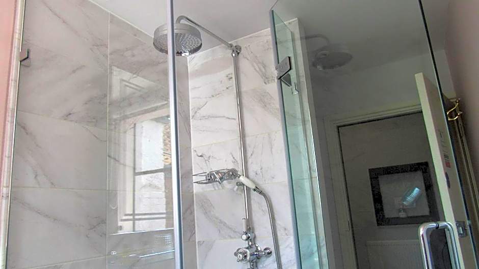 The Old Vicarage Hotel & Restaurant