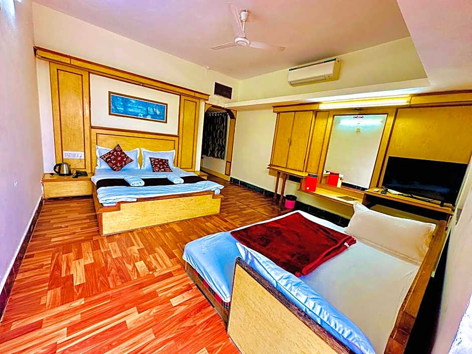 Hotel SSR Palace Mount Abu