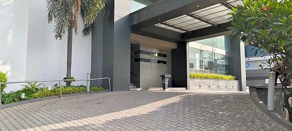 Royal Orchid Central Akota - Vadodara