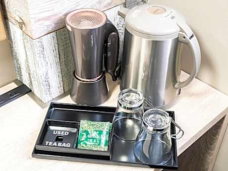 Standard Twin Room - Non-Smoking