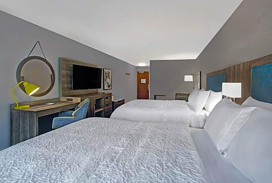 Hampton Inn By Hilton Westfield