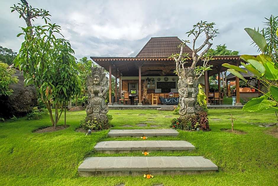 Pangkung Carik Villa by Pramana Villas