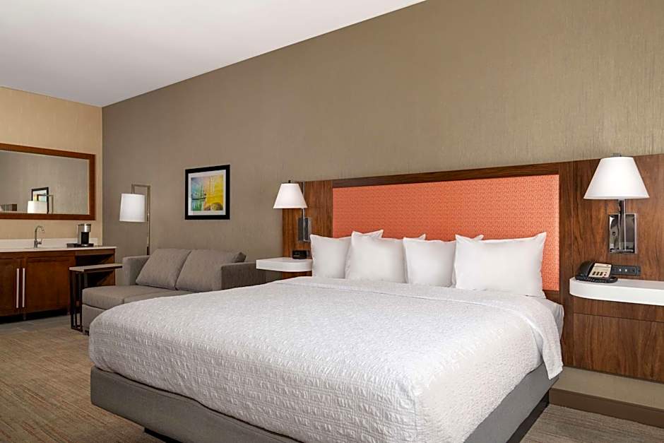 Hampton Inn By Hilton & Suites Sacramento - Cal Expo