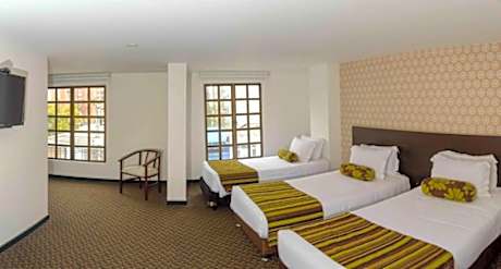 Triple Room