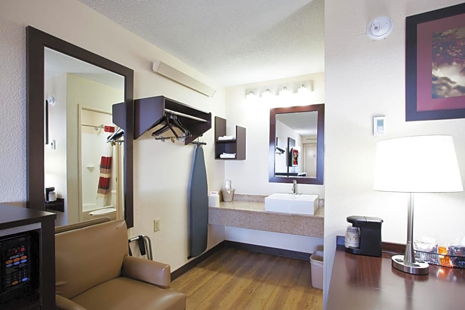 Red Roof Inn PLUS+ Nashville Fairgrounds