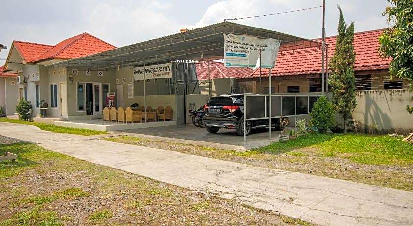 RedDoorz Syariah near Watervang Lubuk Linggau 2