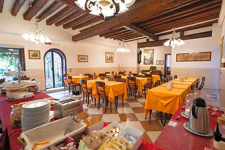 Hotel Tivoli