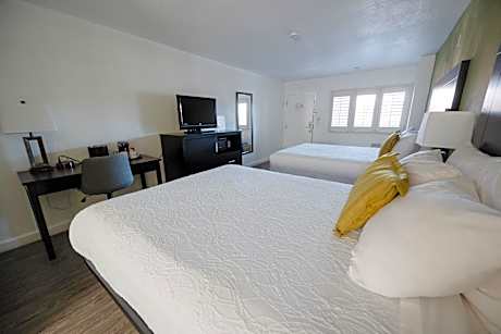 Queen Room with Two Queen Beds